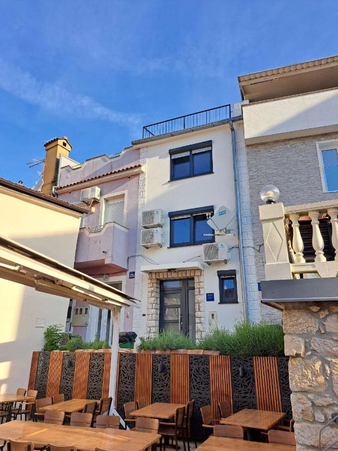 Apartmani Audacia Crikvenica Exterior foto